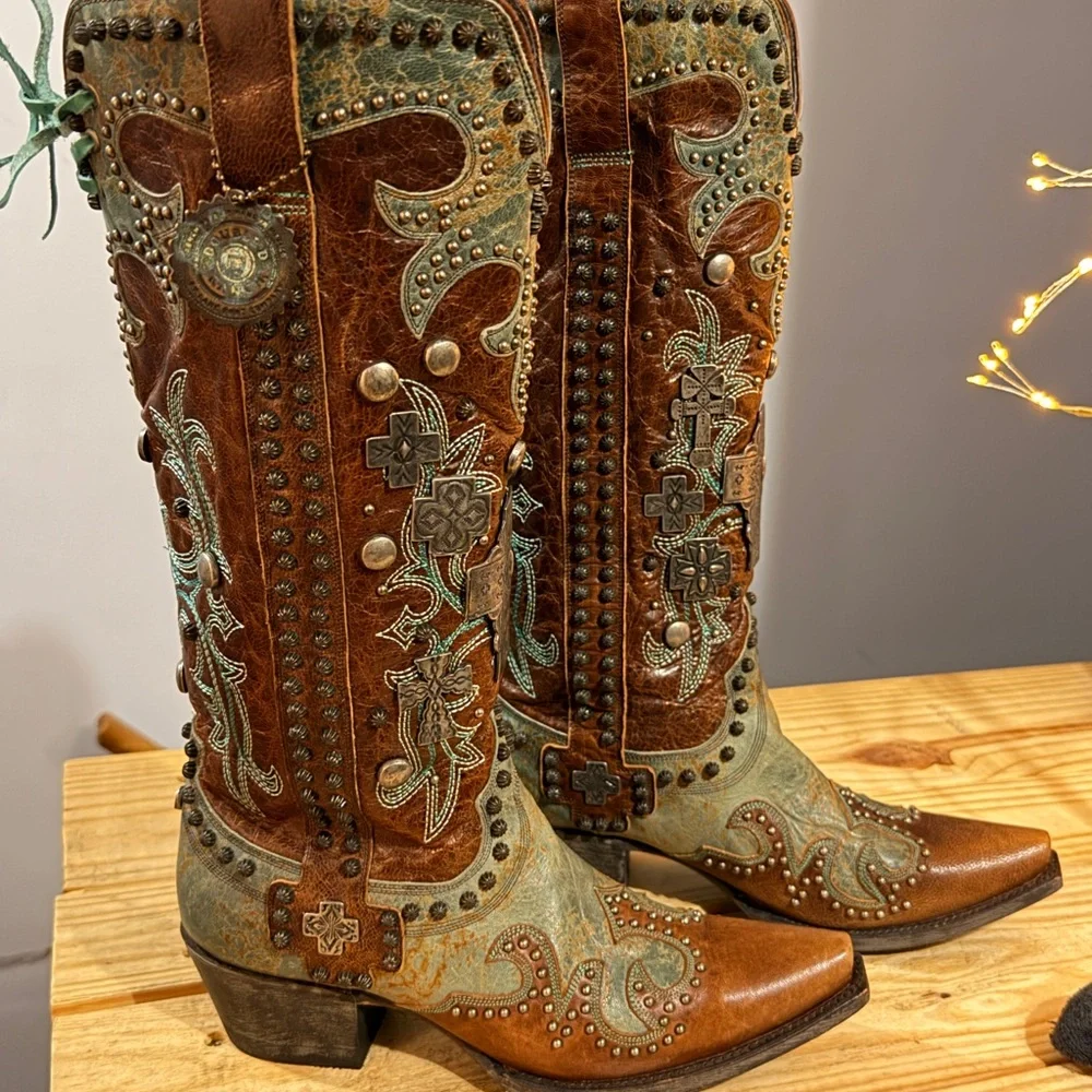 Double D Ranch Brown and Turquoise Embroidered Western Heeled Boots - Picture 1 of 8